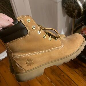 Women’s Linden Woods Waterproof Boot size 9.5 worn few times
